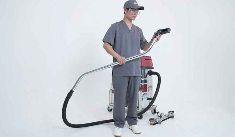 扬子吸尘器